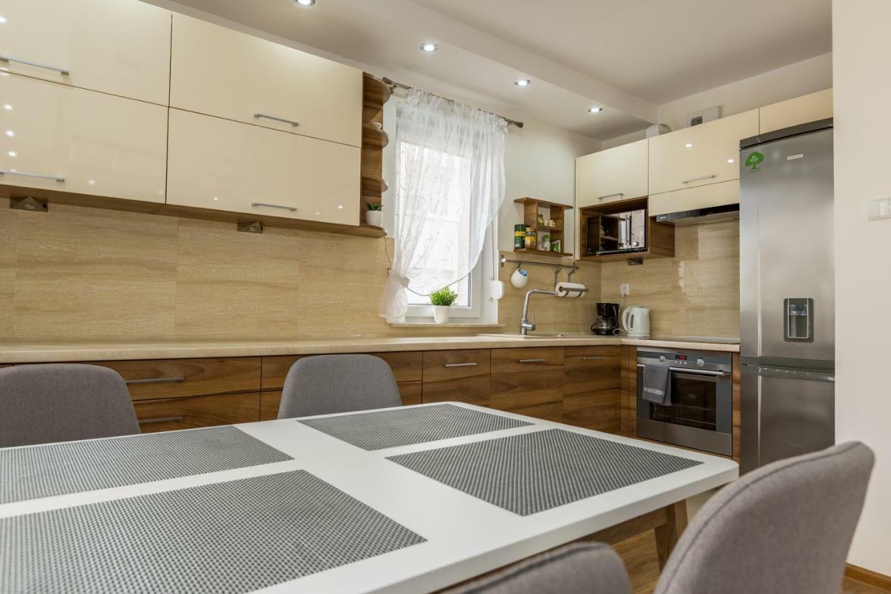 Apartament Tarasy Sobieskiego Thorn Exterior foto