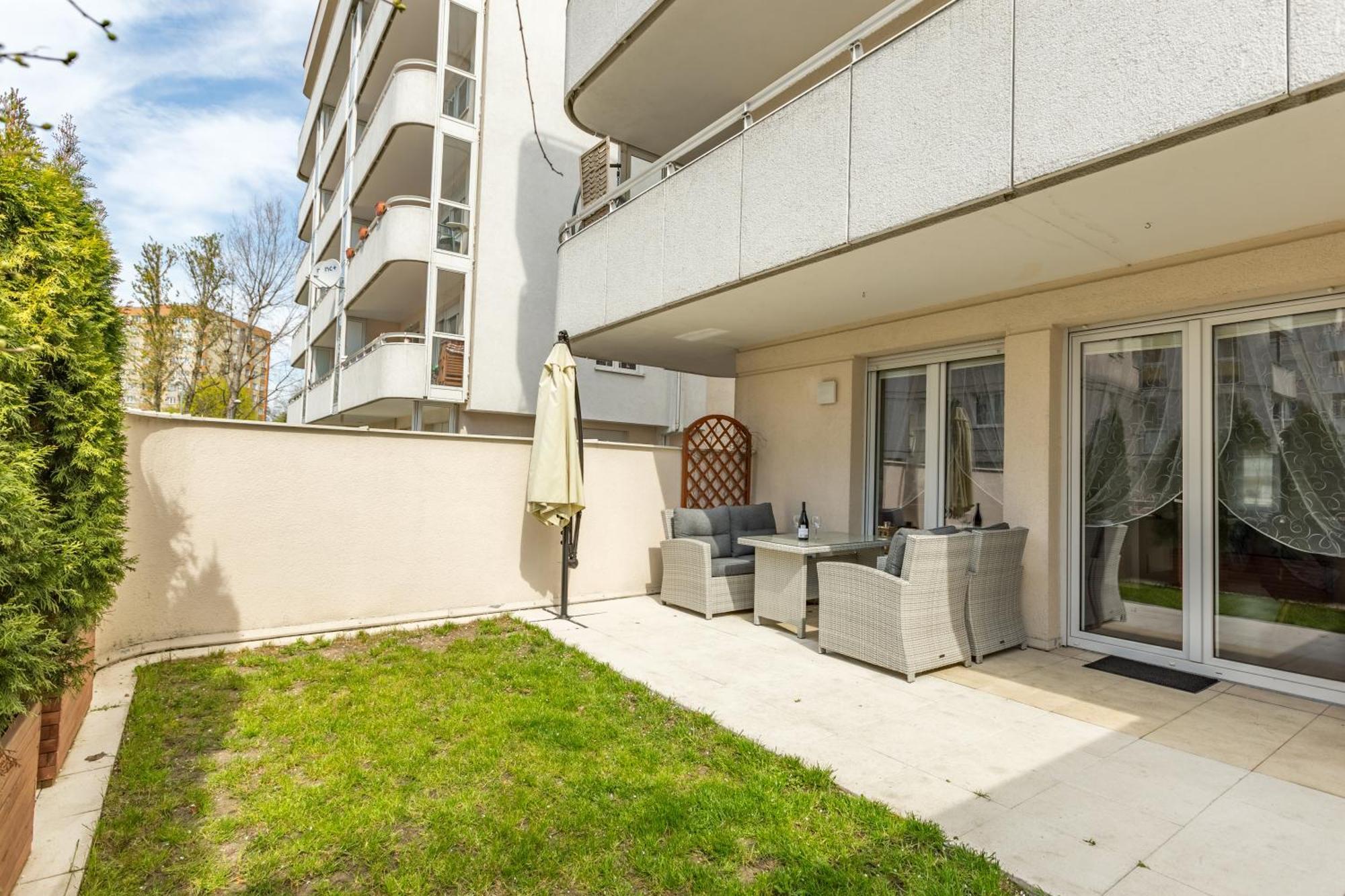 Apartament Tarasy Sobieskiego Thorn Exterior foto